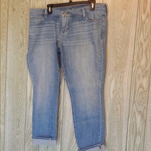Old navy cropped jeans